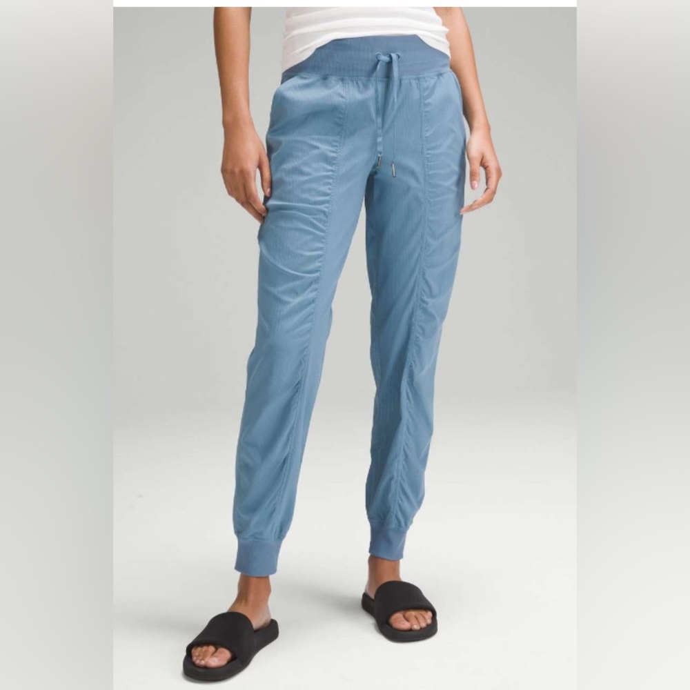 NWOT Lululemon Dance Studio Mid-Rise Jogger *Full Length
Utility Blue